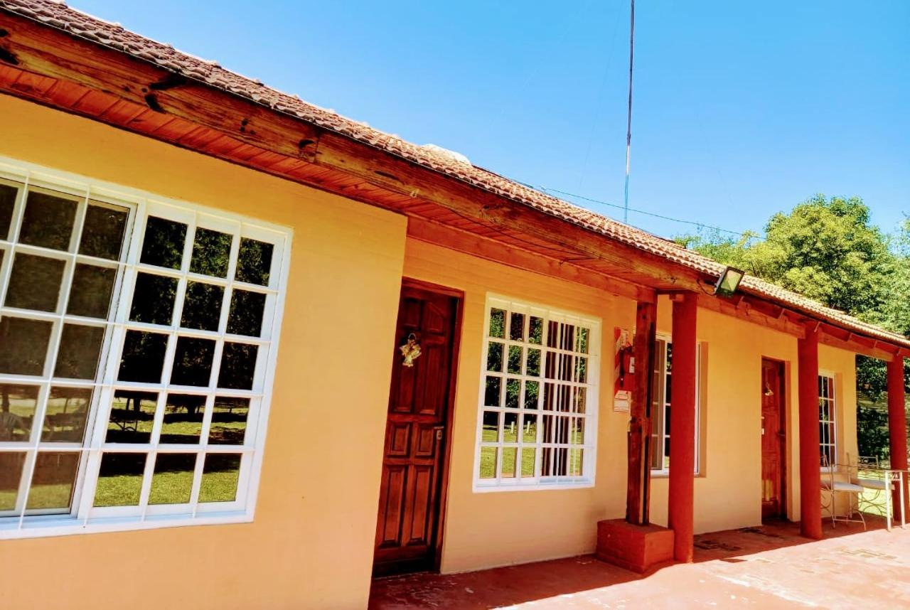 Posada Quinta Pata Ezeiza Luaran gambar