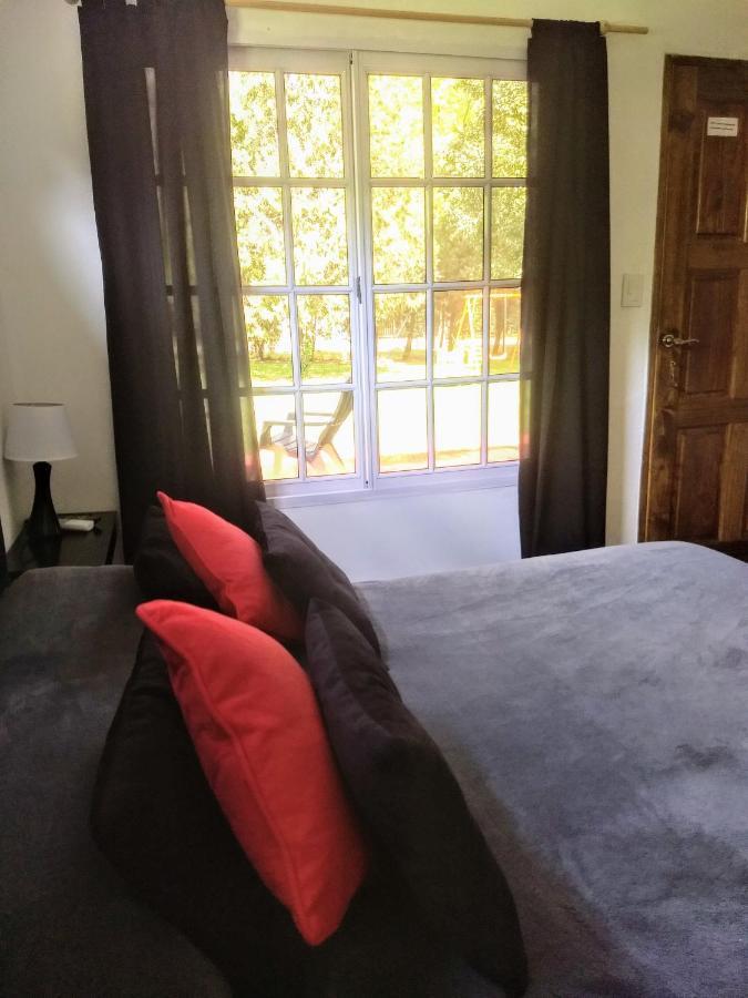 Posada Quinta Pata Ezeiza Luaran gambar